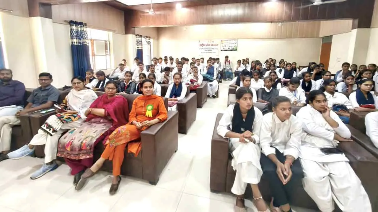 नवप्रवेशित छात्रों के लिए हुआ अभिविन्यास कार्यक्रम का आयोजन