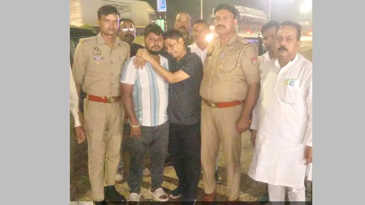 पूर्व मंत्री के रिश्तेदार को शाम को मथुरा से पुलिस ने ढूंढ निकाला, सुबह हुए थे गायब