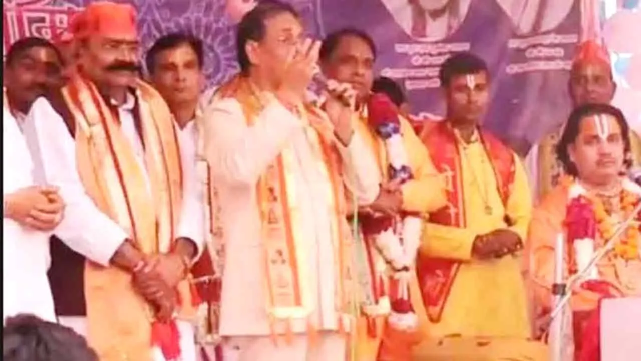 हमें अपनी विचारधारा को ऊँचा करना चाहिए: पूर्व डिप्टी सीएम दिनेश शर्मा