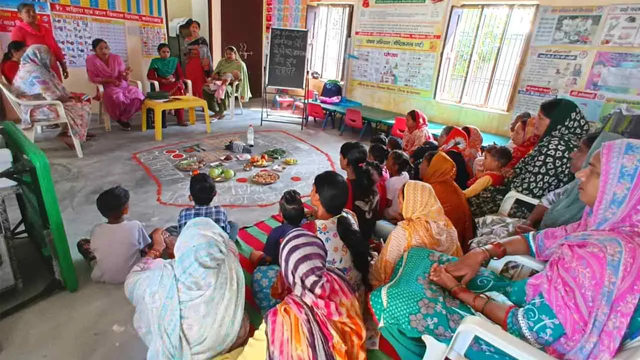 महिला एवं बाल विकास द्वारा एनीमिया और मोटापा पर जागरूकता सत्र