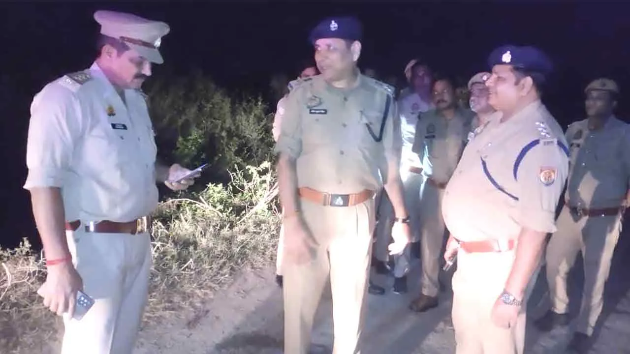 वांछित गौ-तस्कर पुलिस मुठभेड़ में पैर में गोली लगने से घायल, जेल रवाना