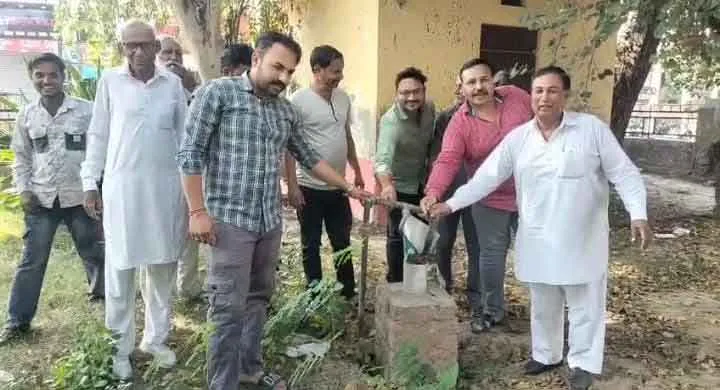 बदहाली पर आंसू बहा रहा नायकान पार्क