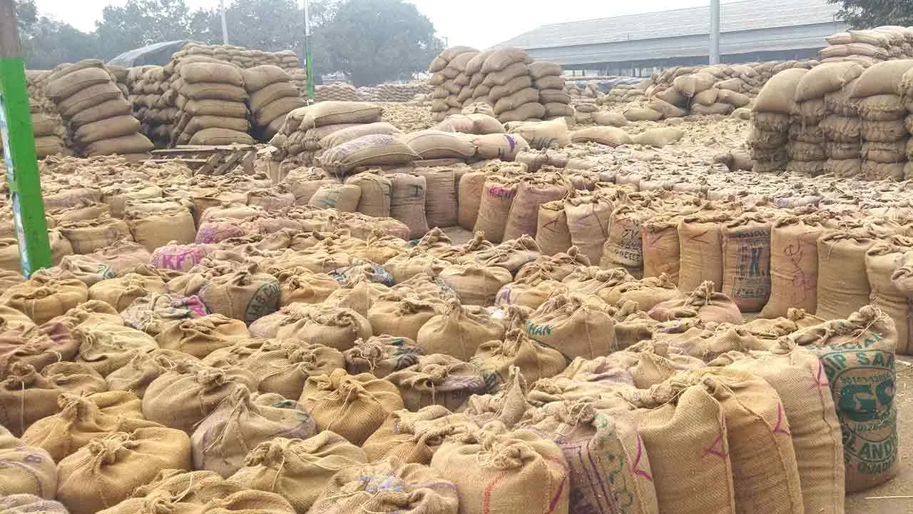 तौल में गड़बड़ी का आरोप, सात फर्मों पर ठोका जुर्माना