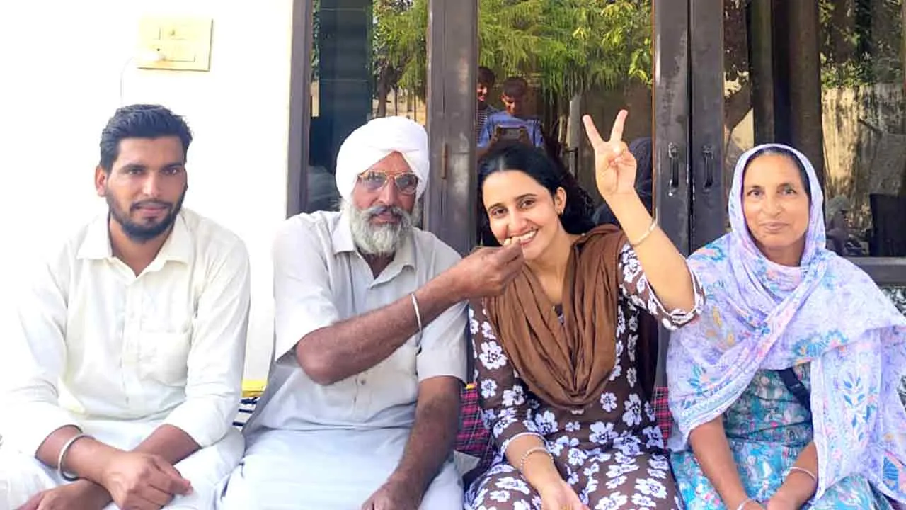शाह सतनाम जी कालेज श्रीगुरुसर मोड़िया की छात्रा प्रवीण बनी एसडीएम