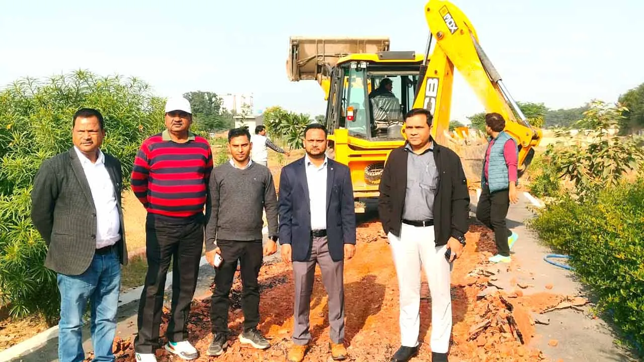 अवैध कॉलोनी पर गरजा बुलडोजर, कराई गई ध्वस्तीकरण की कार्यवाही