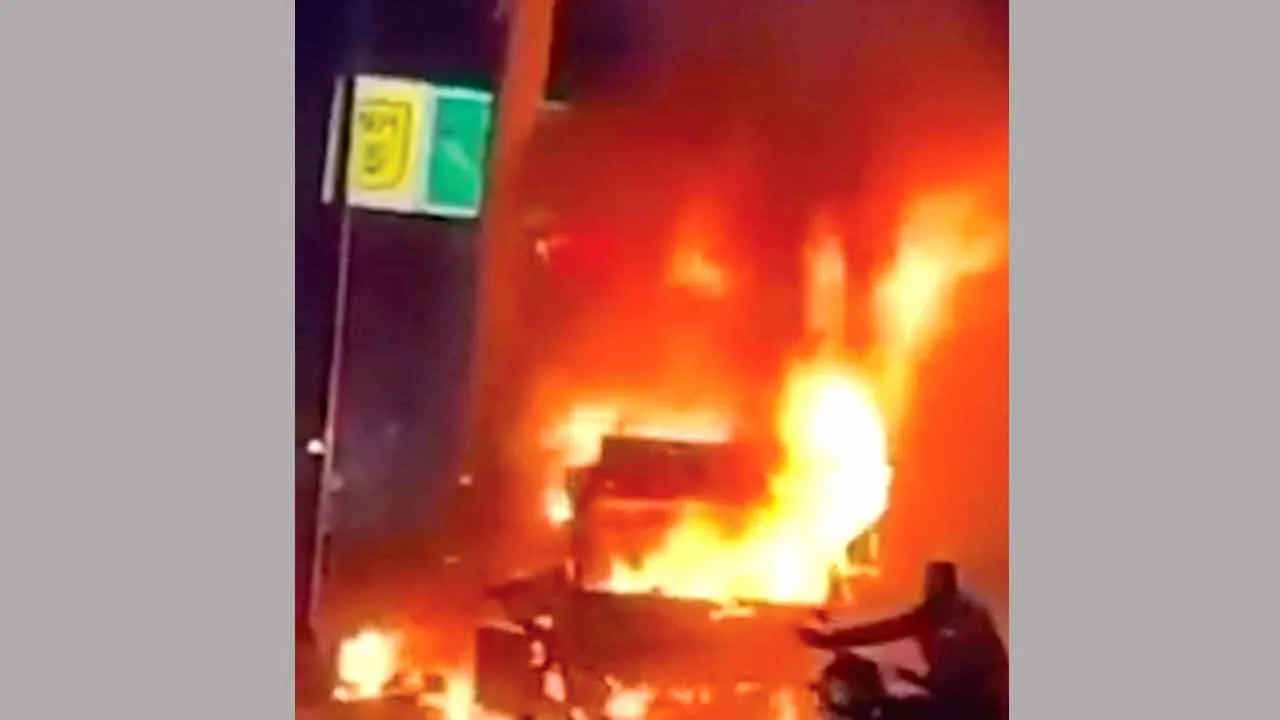 Cylinder Blast: ट्रक में फटा सीएनजी सिलेंडर, जिंदा जला ड्राइवर, मौत