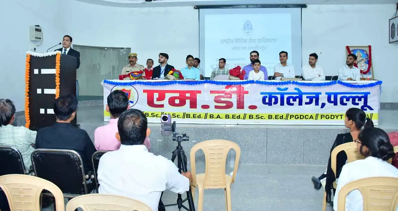 ‘सरकारी सेवाओं की बढ़ती जटिलताओं के कारण शिकायतों-विवादों में वृद्धि’