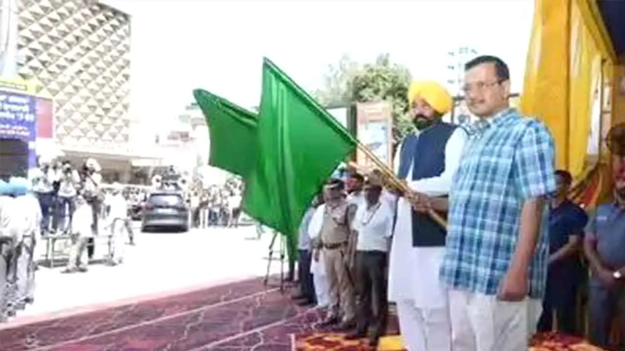 Punjab News: मान सरकार ने दिया 10,000+ गाँव के युवाओं को ‘बॉस’ बनने का मौका! 3000 बस रूट्स से रोज़गार और कनेक्टिविटी का ‘डबल इंजन’ चालू!