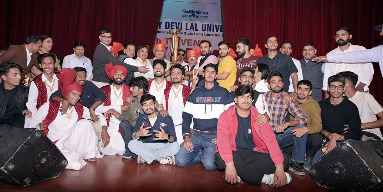 Triveni Youth Festival 2025: शाह सतनाम जी बॉयज कॉलेज ने पहले ही दिन कल्चरल प्रोसेशन में जमाई धाक
