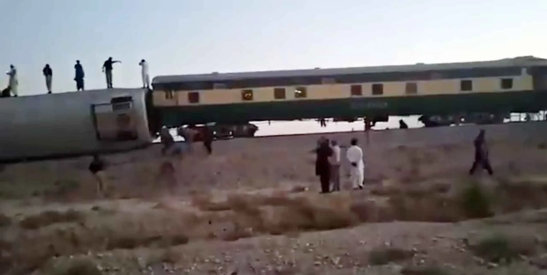 Balochistan Blast: बलूचिस्तान में आईईडी ब्लास्ट से रेलवे ट्रैक के उड़े परखच्चे