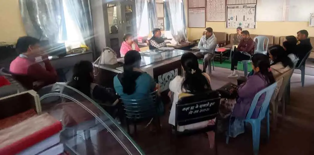 बोर्ड परीक्षाओं में अधिक अंक लाने वाले विद्यार्थियों की संख्या बढ़ाने को लेकर मंथन