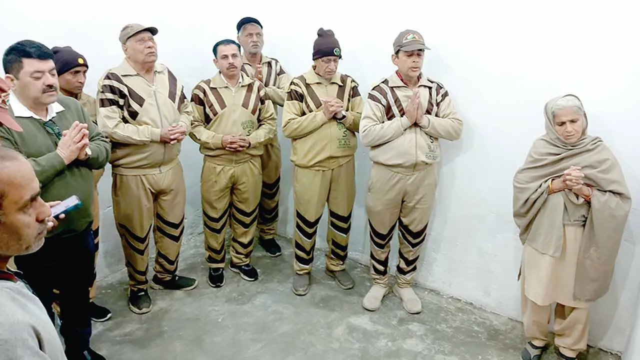 आशियाना मुहिम: डेरा सच्चा सौदा की संगत ने जरूरतमंद महिला को बनाकर दिया नया घर