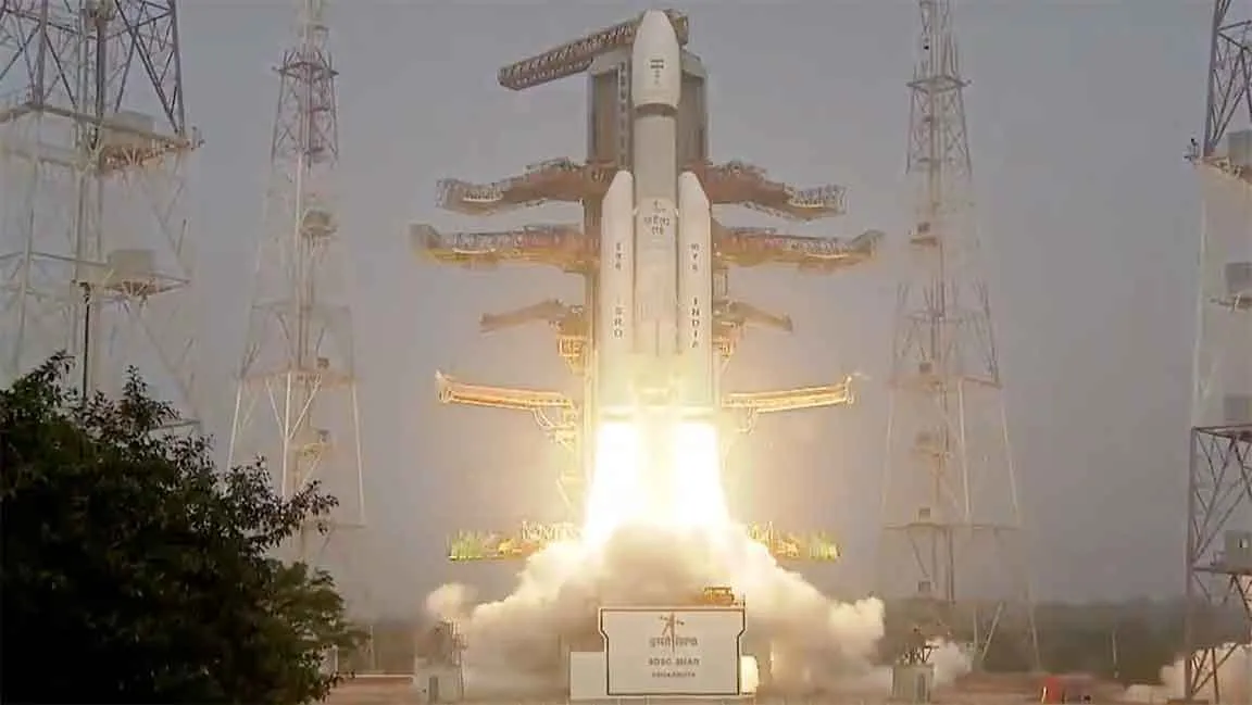 ISRO US Satellite Launch: इसरो का ऐतिहासिक मिशन, लॉन्च किया एलवीएम3-एम6 से ब्लू बर्ड ब्लॉक-2 सैटेलाइट