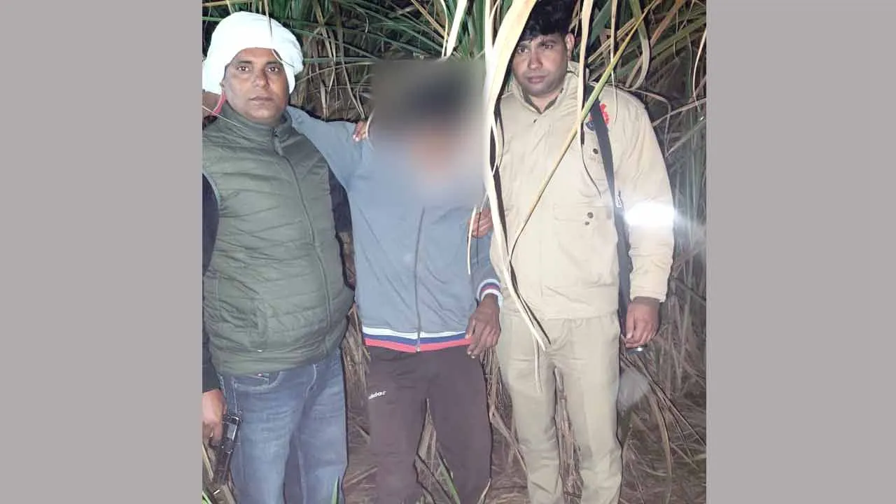 मंसूरा के जंगल में पुलिस व गौकशों के बीच मुठभेड़, दो गौकश पैर में गोली लगने से घायल