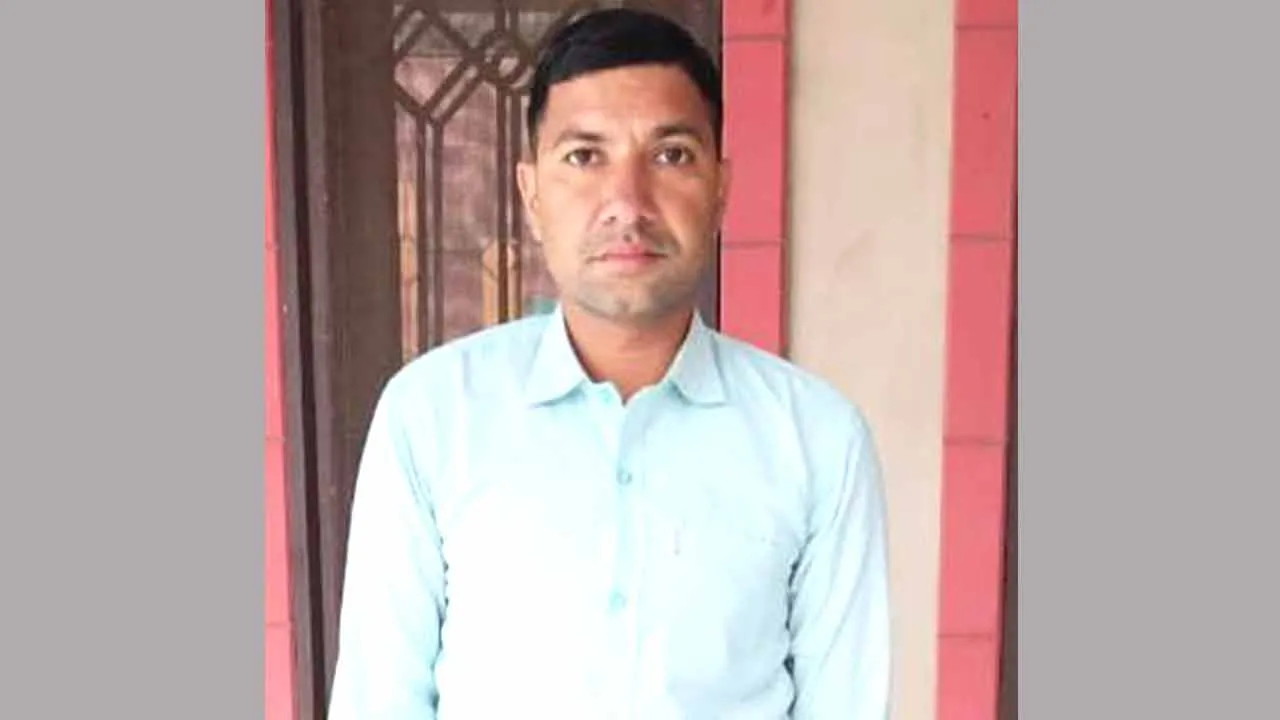 ग्रामीण ने की बाजार से अवैध अतिक्रमण हटवाने की मांग