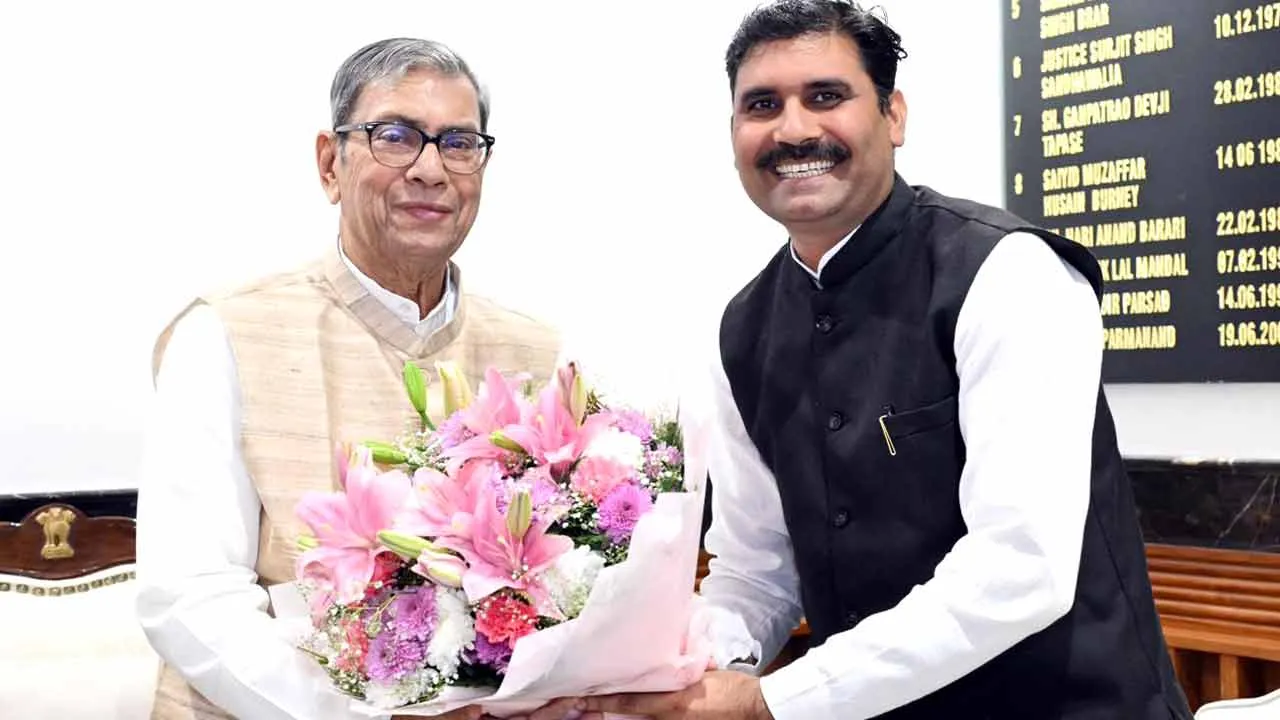 पूंडरी विधायक सतपाल जांबा ने हरियाणा राज्यपाल प्रो. असीम कुमार घोष से की शिष्टाचार भेंट
