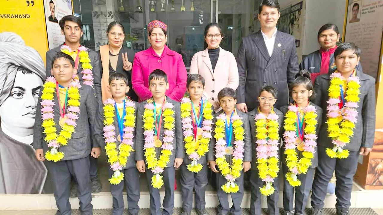 प्रताप स्कूल के खिलाड़ियों एयरोस्केटोबाल प्रतियोगिता में जीते 30 पदक