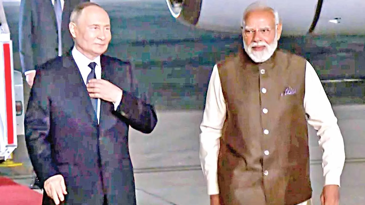 Putin India Visit: रूसी राष्ट्रपति पुतिन भारत पहुंचे, पीएम मोदी ने एयरपोर्ट पर किया स्वागत