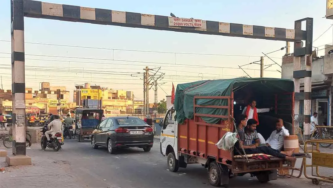 स्वच्छ भारत मिशन के तहत सुलभ शौचालय निर्माण की मांग