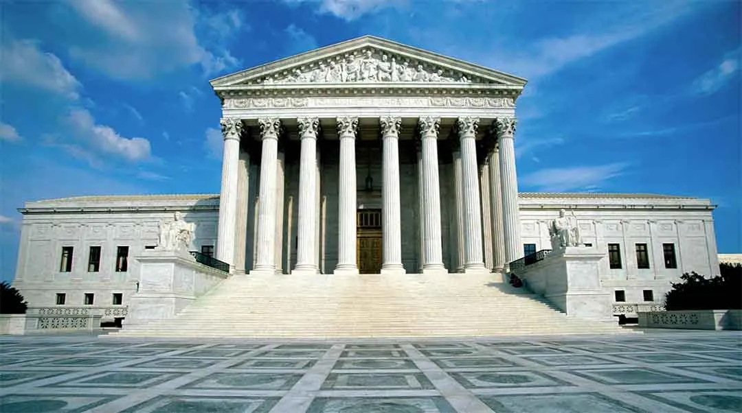 US High Court: अमेरिकी सुप्रीम कोर्ट का ट्रंप प्रशासन को बड़ा झटका! इलिनोइस में नेशनल गार्ड भेजने से रोका