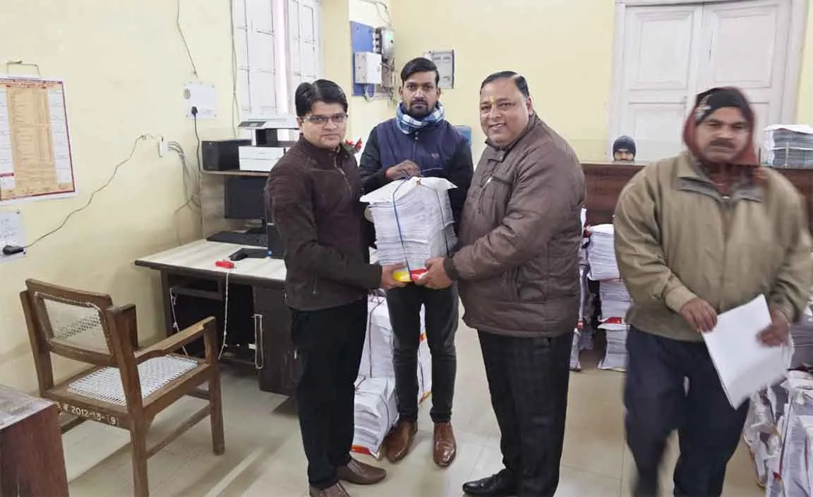UP SIR: यूपी में SIR के बाद ड्राफ्ट वोटर लिस्ट से हटाए गए 2.89 करोड़ वोटर, मचा हड़कंप