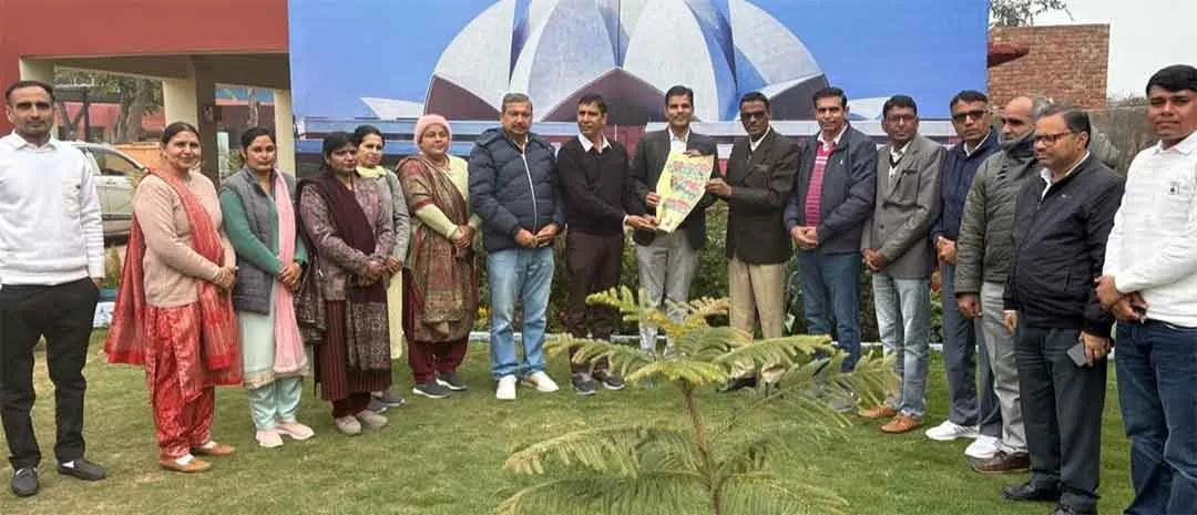 खंड शिक्षा अधिकारी ओमप्रकाश पहुंचे कागदाना