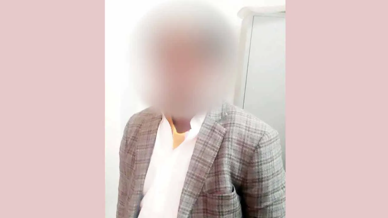 स्वास्थ्य विभाग के फर्जी डिप्टी डायरेक्टर बनें डॉक्टर ने पत्नी से दुष्कर्म का झूठा केस लगाकर की ठगी