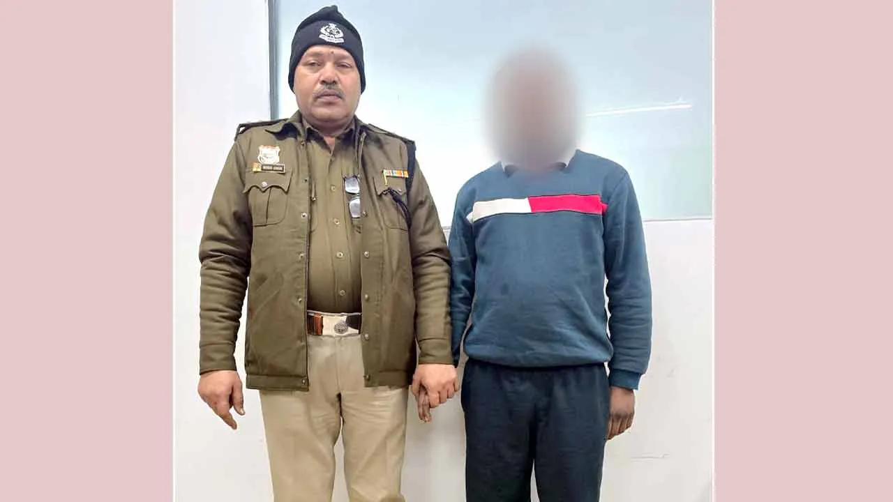साइबर ठगों के लिए फर्जी बैंक खाते खोलने वाला बैंक मैनेजर गिरफ्तार
