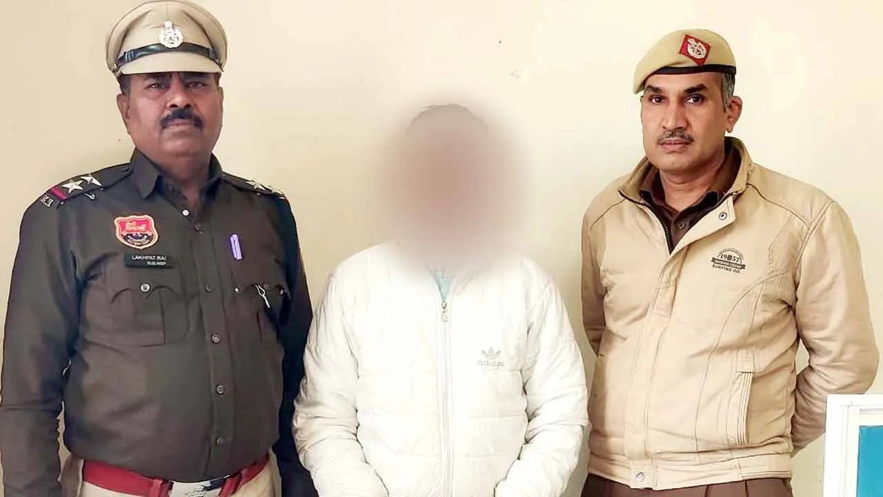 फर्जी प्लॉट मालिक बनकर उसे एक करोड़ 83 लाख में बेचने का आरोपी गिरफ्तार