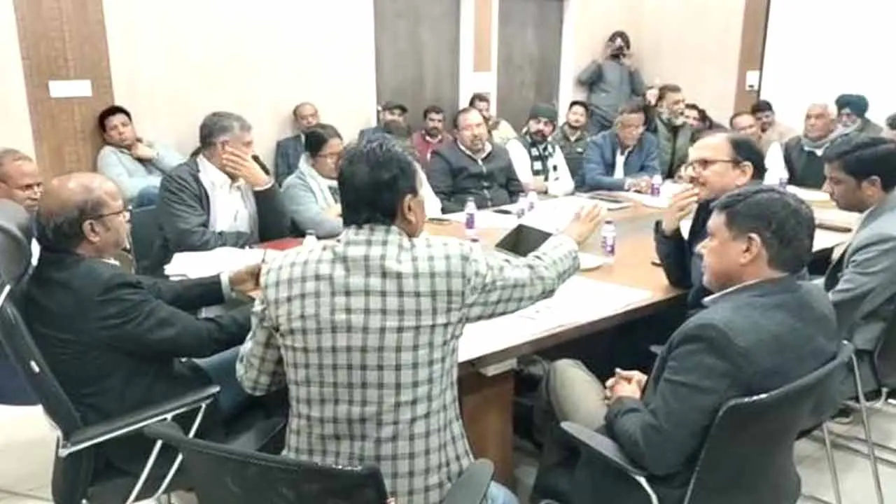 किसानों के लिए राहत की खबर, एक बारी चार में दो समूह चलाने पर सहमति