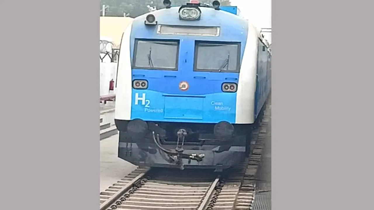 Hydrogen Train News: जींद-सोनीपत के बीच चलने वाली हाइड्रोजन ट्रेन को लेकर तैयारियां अंतिम दौर में