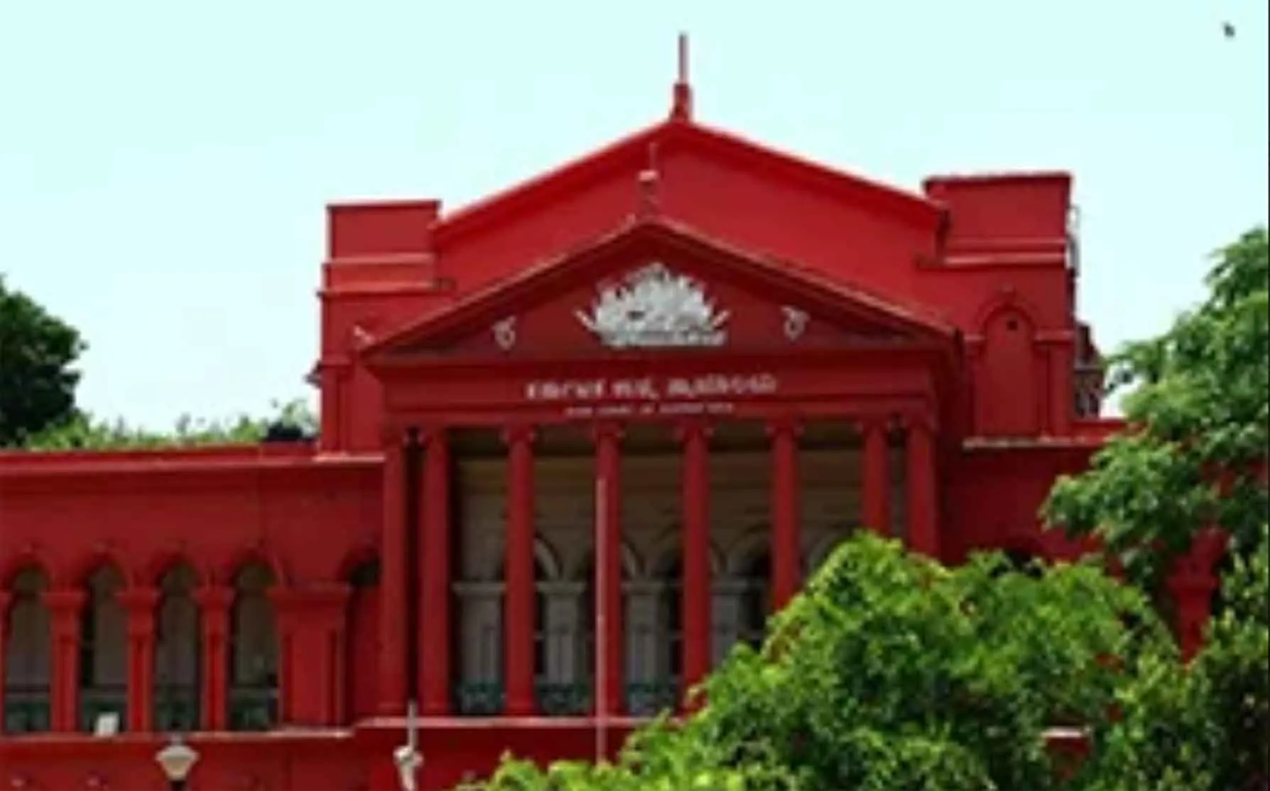 बाइक-टैक्सी बैन को लेकर हाईकोर्ट का बड़ा फैसला! ओला-उबर को भी मिली बड़ी राहत