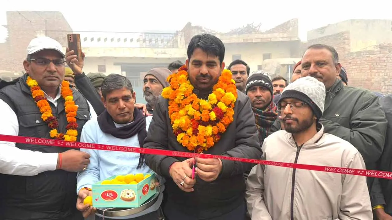 विकास के लिए सरकार के पास पैसे की कोई कमी नहीं – पवन खरखौदा