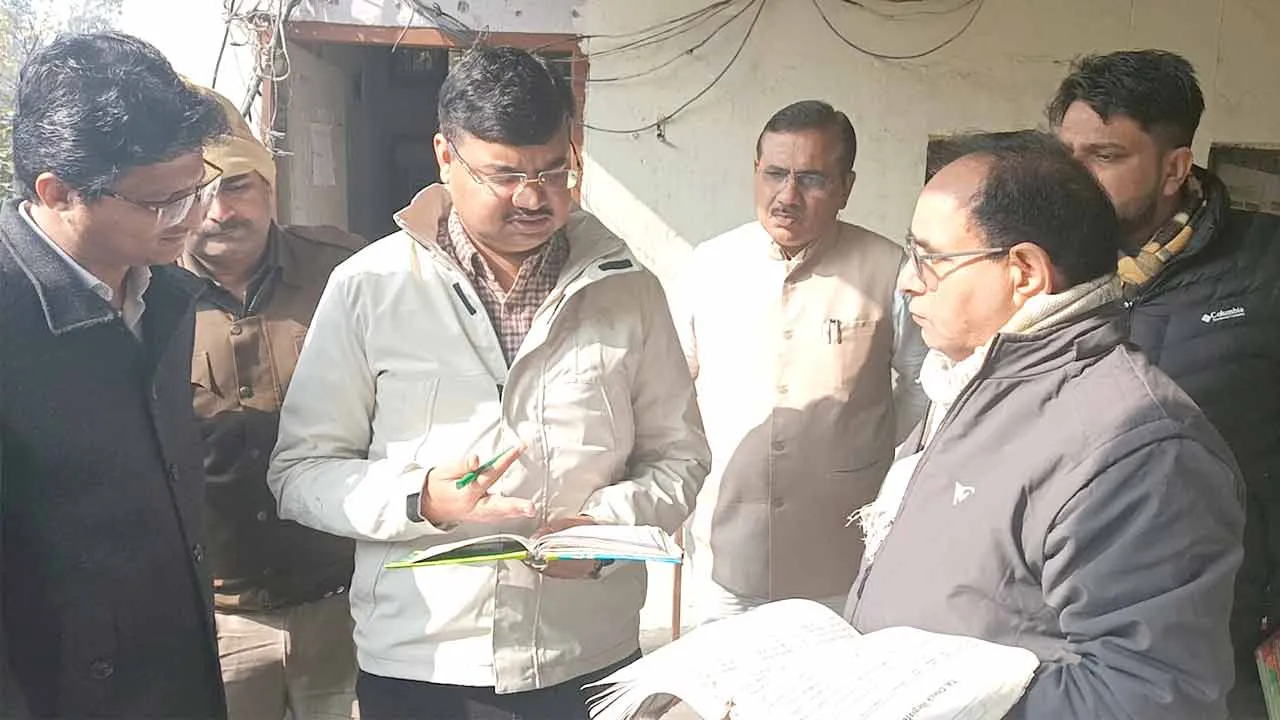 आम जनता के प्रति कर्मचारियो की लापरवाही बर्दाश्त नहीं होगी- एसडीएम निर्मल नागर