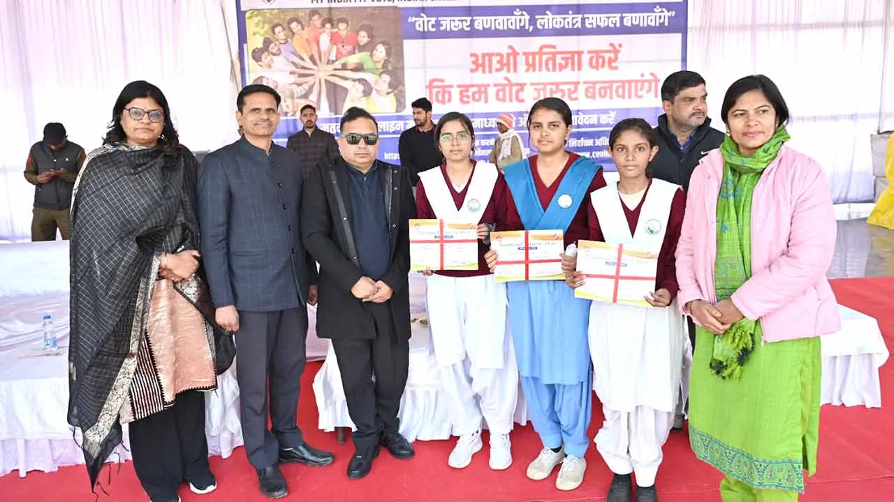 धर्म जाति से ऊपर उठकर विकास के लिए करें मतदान – उपायुक्त
