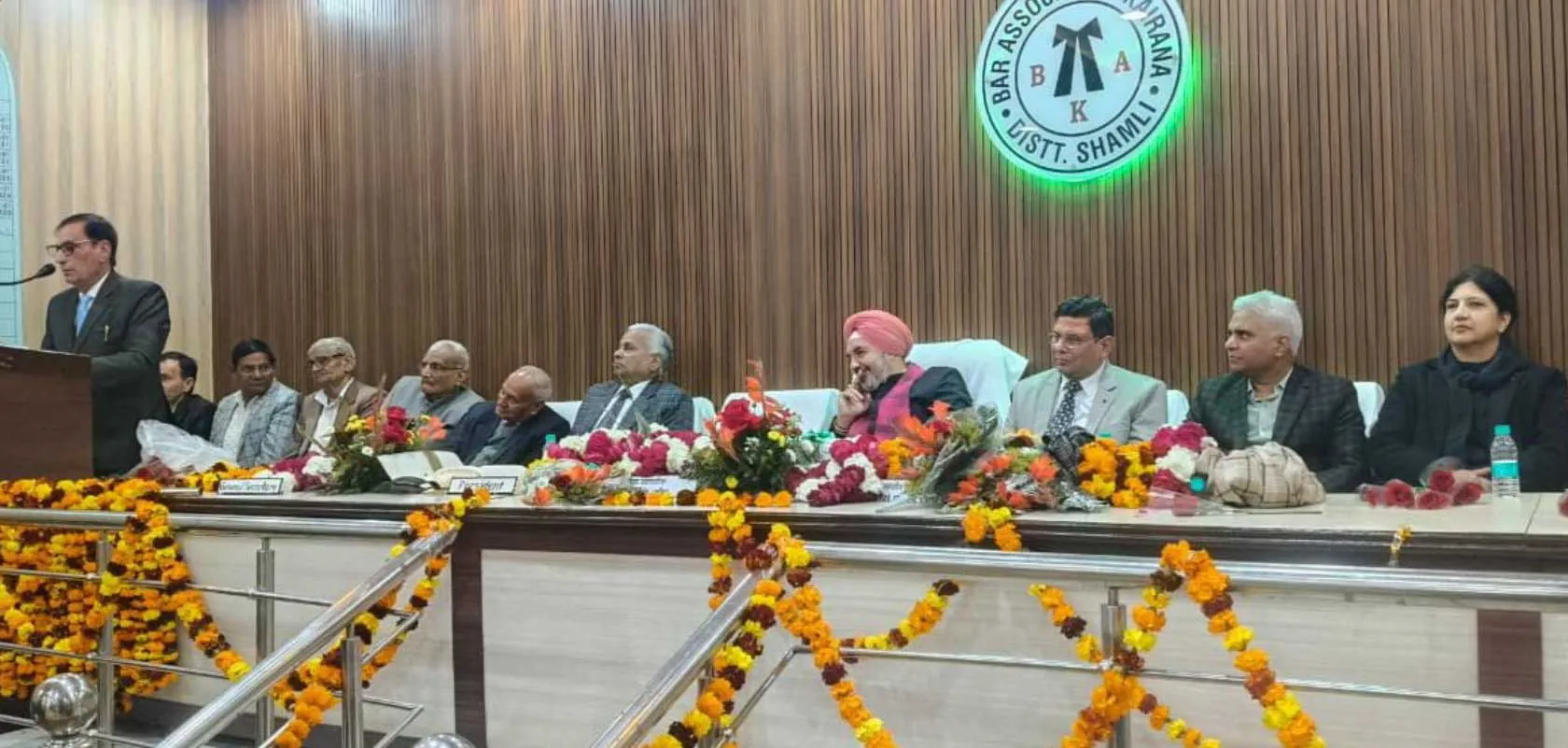 अध्यक्ष व महासचिव समेत नवनिर्वाचित पदाधिकारियों ने ली शपथ