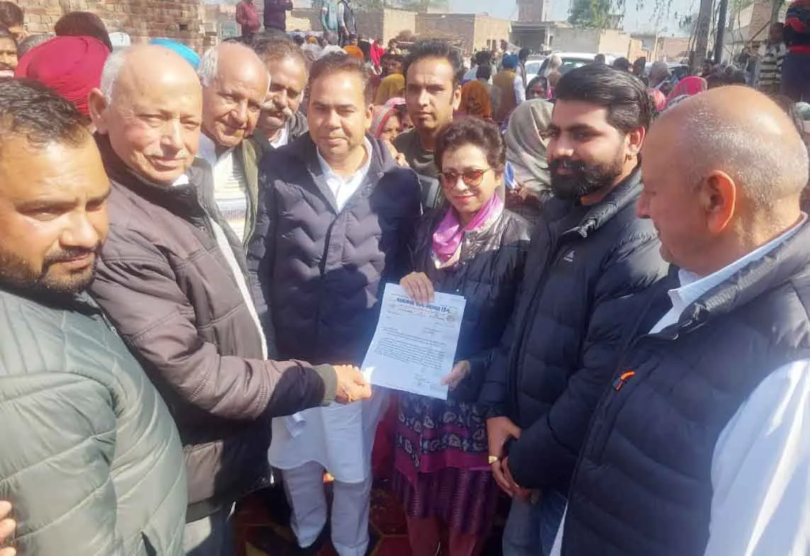 करोड़ों परिवारों को सहारा देने वाली मनरेगा योजना को किया जा रहा कमजोर: सैलजा