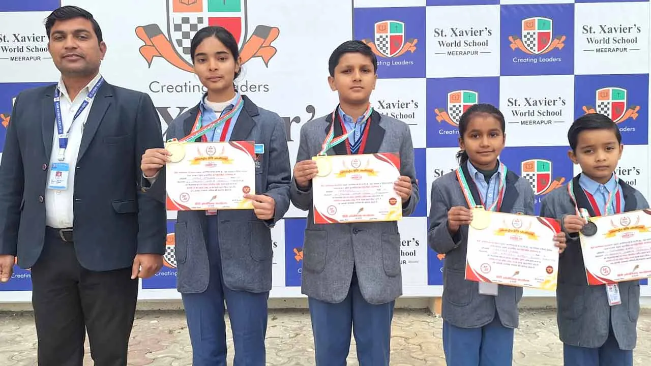 सेंट ज़ेवियर्स वर्ल्ड स्कूल की हिंदी ओलंपियाड में शानदार सफलता