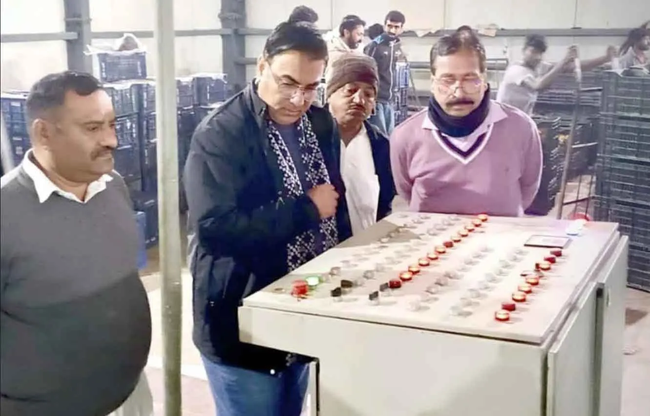 ‘किन्नू वैक्सिंग-ग्रेडिंग व जूस प्लांट से किसानों की होगी अच्छी आमदनी’