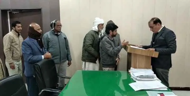 नगर विकास कर से छूट की मांग को लेकर सेन समाज समिति ने खटखटाया प्रशासन का दरवाजा