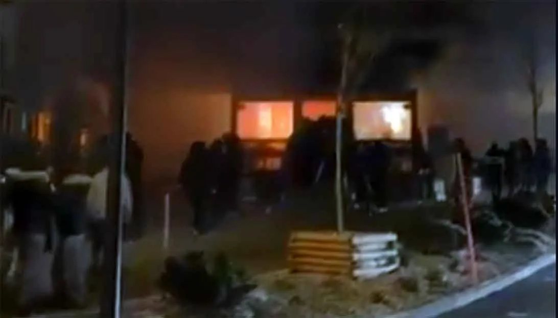 Swiss Resort Blast Update: नववर्ष 2026 की शुरुआत में ही स्विट्जरलैंड के एक रिज़ॉर्ट में धमाके से कई लोगों की मौत