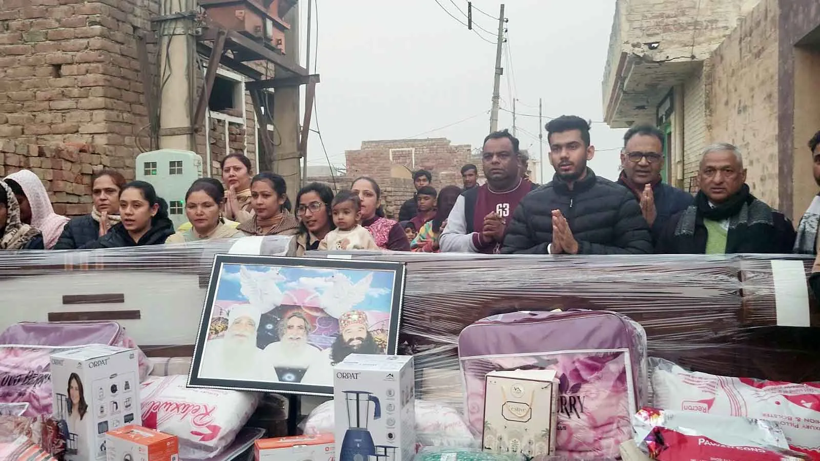 Sirsa: गांव के सरपंच पूज्य गुरु जी व डेरा सच्चा सौदा की ब्लॉक कल्याण नगर की साध-संगत का धन्यवाद करते नहीं थक रहे