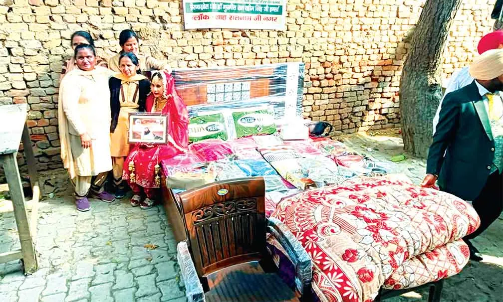 Ashirwad Campaign: शाह सतनाम जी नगर आशीर्वाद मुहिम के तहत बना मददगार