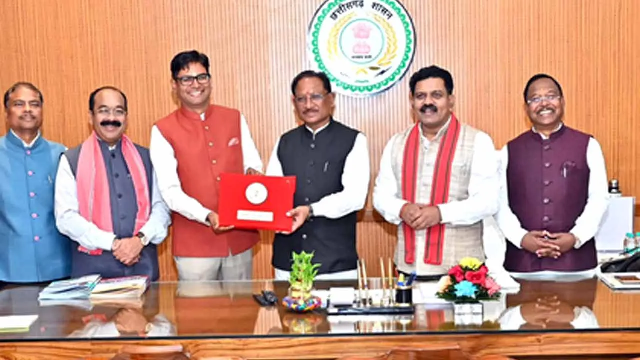 Chhattisgarh Budget: छत्तीसगढ़ में 1.72 लाख करोड़ का बजट पेश, शिक्षा, उद्योग और कनेक्टिविटी पर बड़ा निवेश