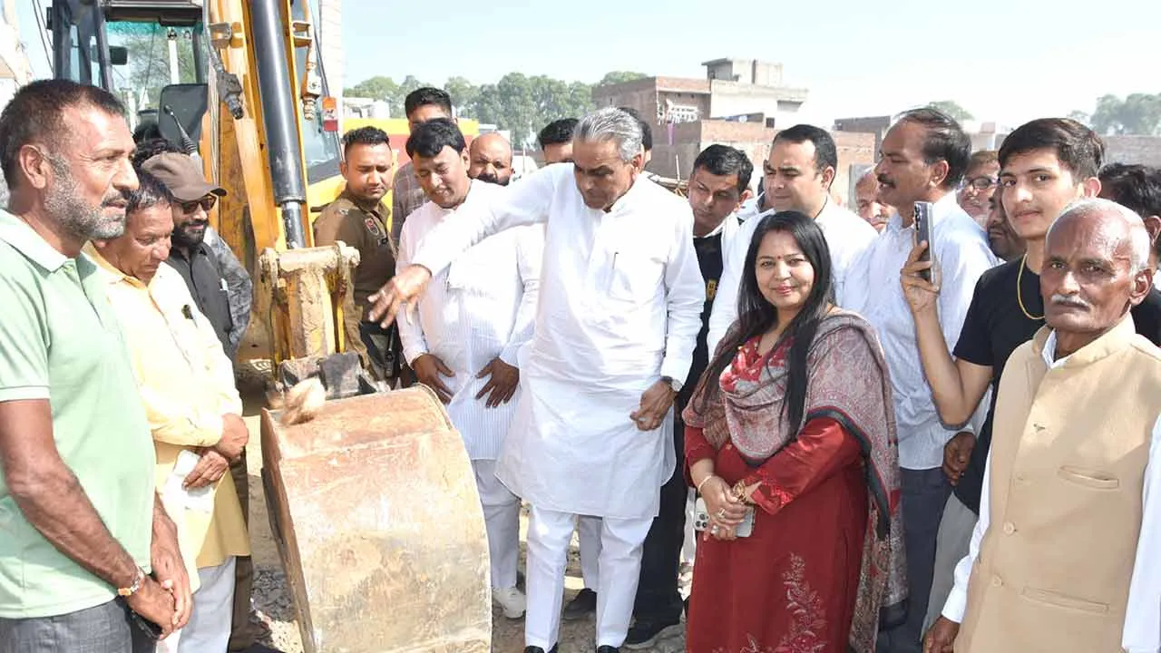 फतेहाबाद की बाहरी कॉलोनियों में शुरू हुई 24 करोड़ की सीवरेज परियोजना