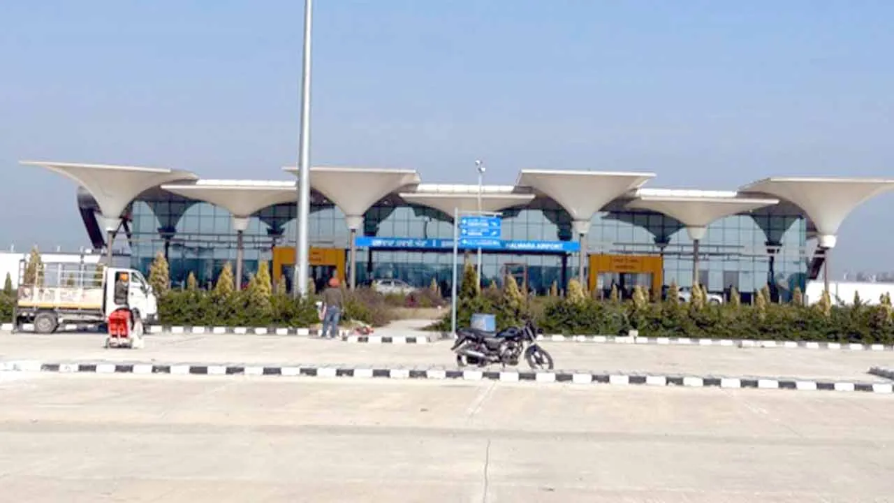 Halwara International Airport: हलवारा एयरपोर्ट से उड़ानें शुरु, रियल एस्टेट बाजार ने पकड़ी रफ्तार