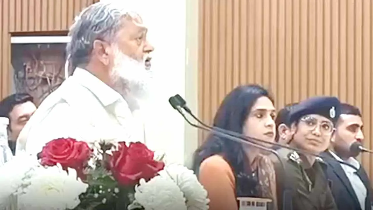 सर! मेरे पास पॉवर नहीं है सस्पेंड करने की: एसपी, जब मै कह रहा हूँ सस्पेंड करो: अनिल विज