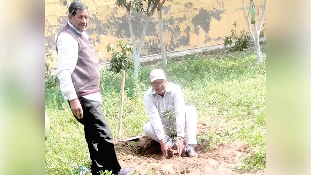 हिसार की शरीरदानी कमलेश देवी की स्मृति में परिजनों ने किया ये महान काम