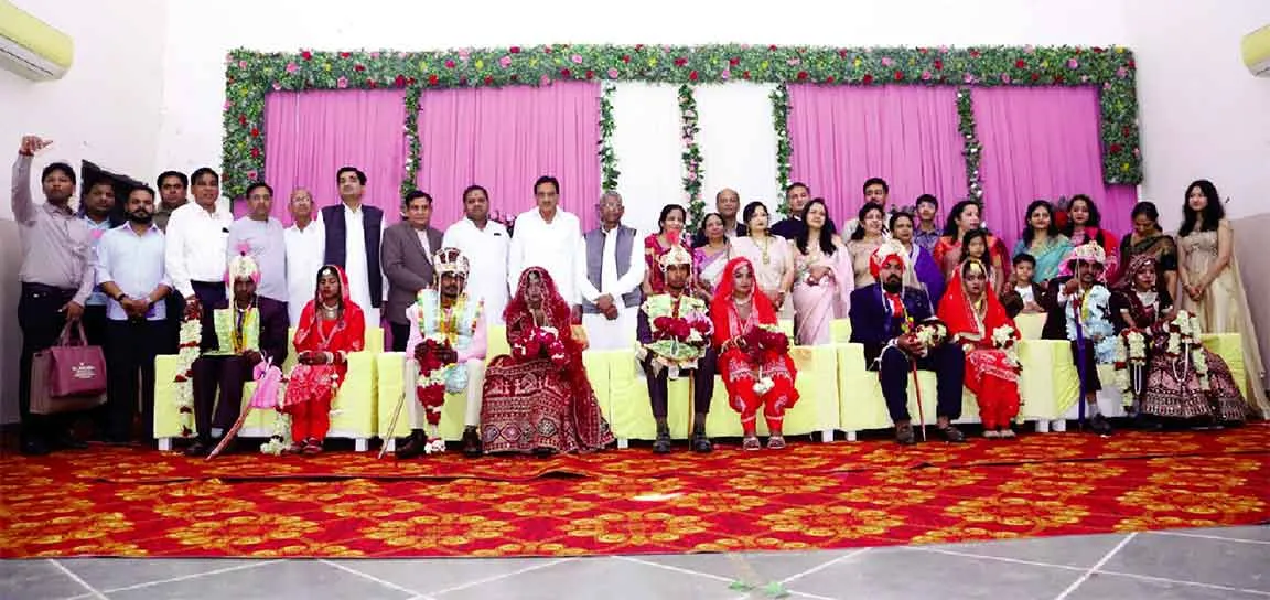 Mass Marriage: हनुमानगढ़ की व्यापार संघ धर्मशाला में किये 6 बेटियों के हाथ पीले