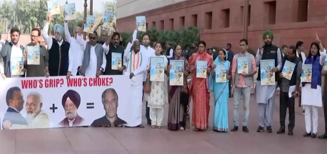 Parliament Session: विपक्ष का सरकार पर तीखा हमला, हंगामे की वजह से लोकसभा की कार्यवाही 9 मार्च तक स्थगित